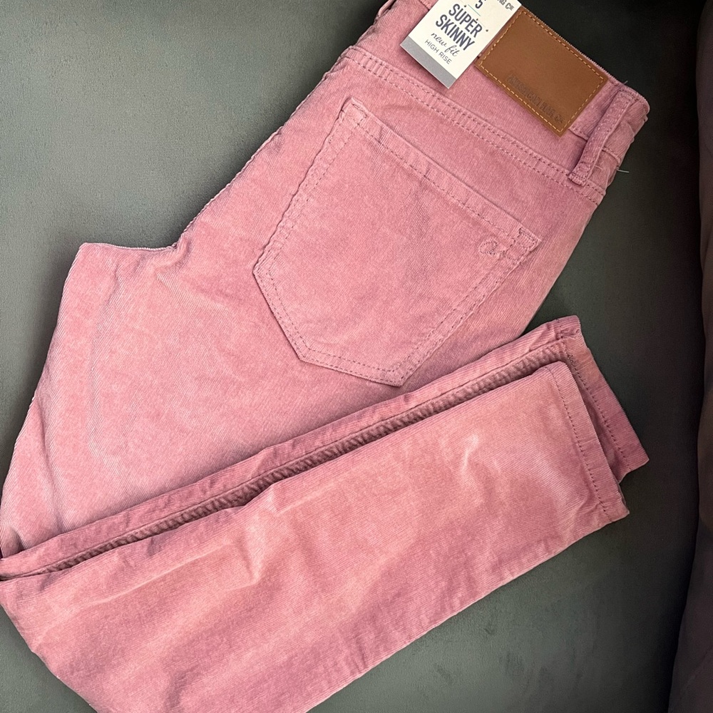 NWT American Rag Super Skinny Pink Corduroy Jeans